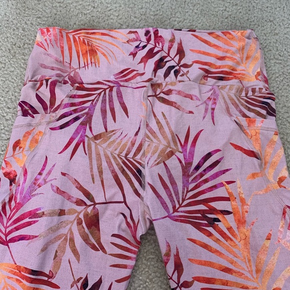 THREE SEASONS MATERNITY LEGGINGS - Picture 7 of 8